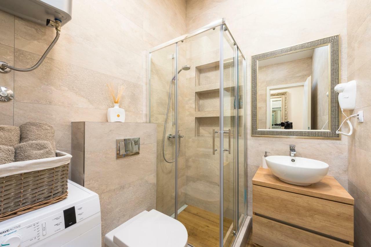 Apartment Central 1 ดูบรอฟนิก ภายนอก รูปภาพ