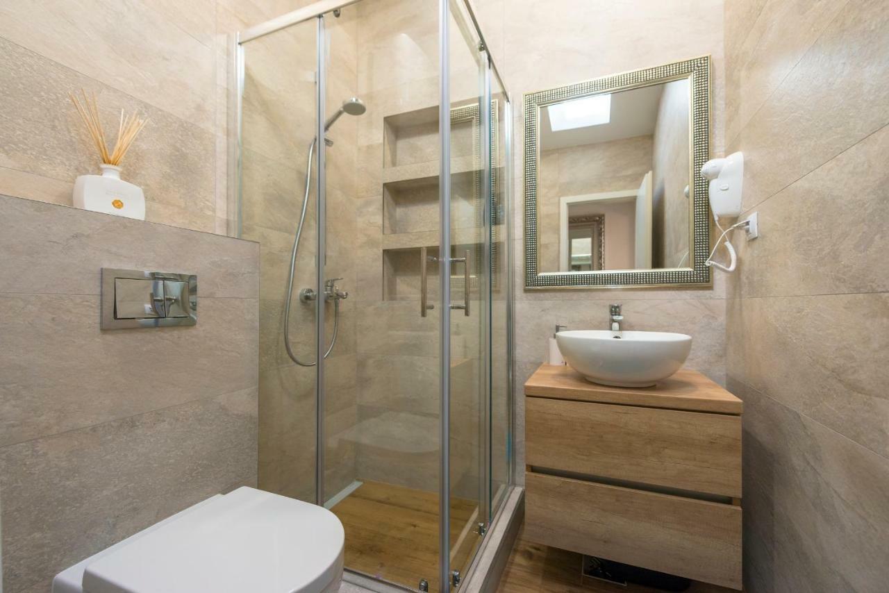 Apartment Central 1 ดูบรอฟนิก ภายนอก รูปภาพ