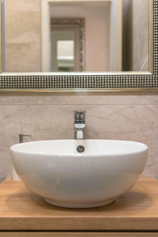 Apartment Central 1 ดูบรอฟนิก ภายนอก รูปภาพ